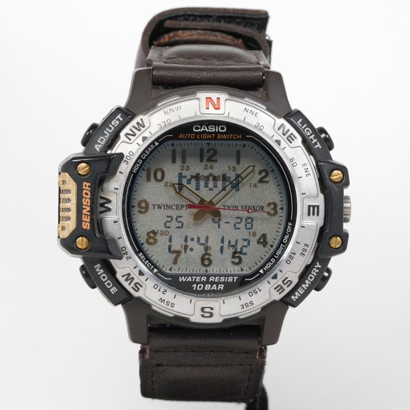 Casio Pro Trek PRT 50 Analog Quartz Mens Watch With Light