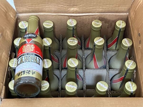 J124☆送料無料☆希少 未開栓 未開封 明治/KANPAI DRINK 340ml×20本 ガラス瓶 生ブドウ酒 当時物 昭和レトロ カンパイ TRADE ITALIAN