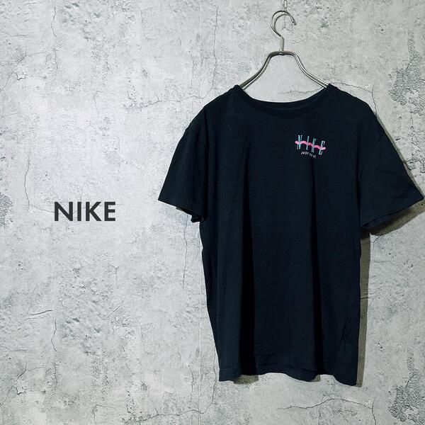 NIKE ナイキ Tシャツ 半袖 トップス ブラック バックプリント M