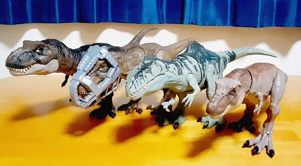 動作確認済み マテル ジュラシックワールド 恐竜 スーパー かみつき ほえる T レックス ギガノトサウルス メガアタック