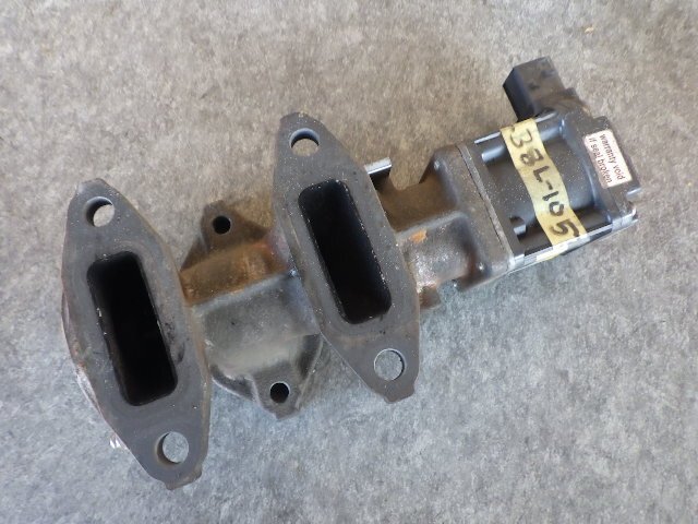 新品未使用 三菱ふそう 純正部品 キャンターEGRバルブ MK667800