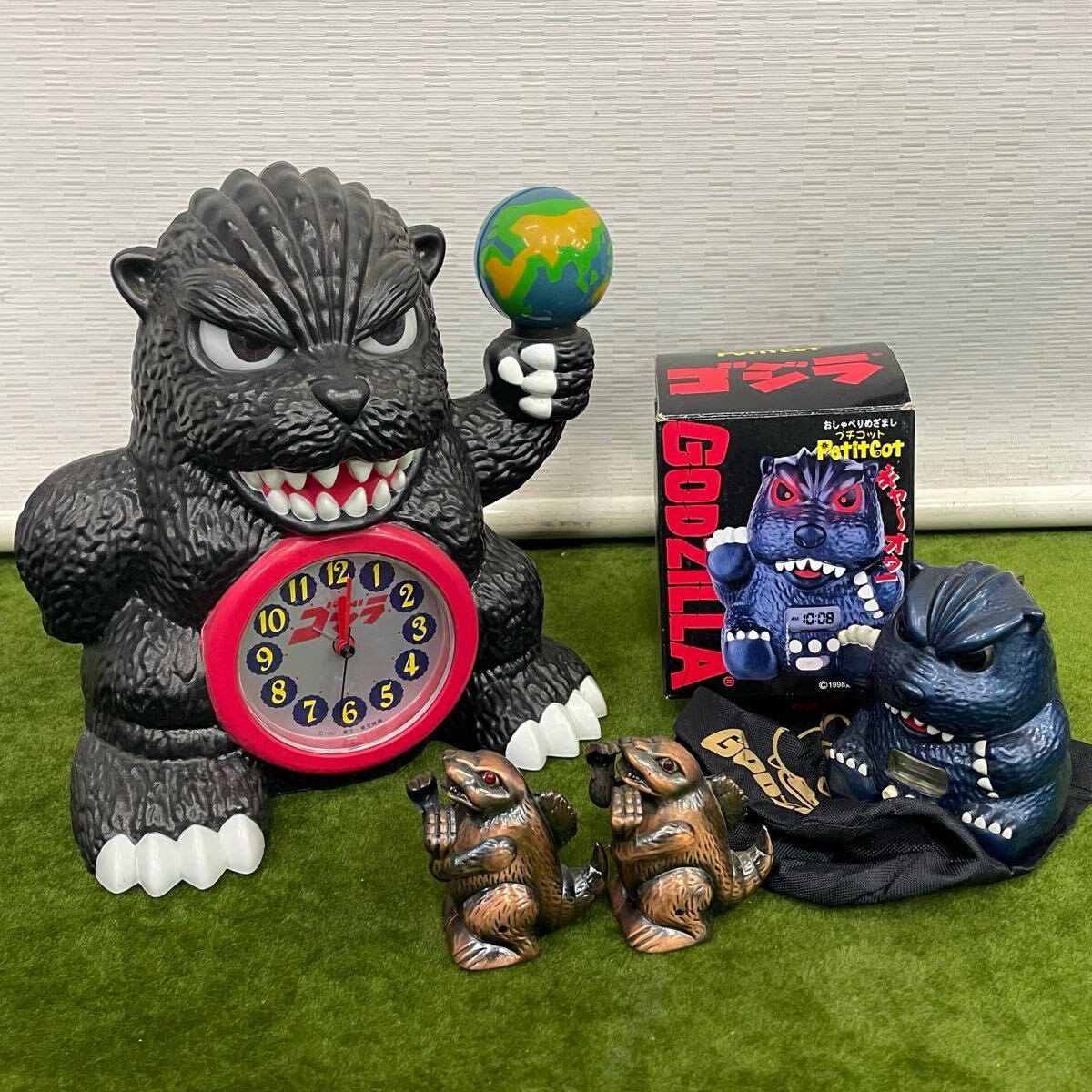 ゴジラクロック まとめ売り 希少 当時物 5種セット - メルカリ