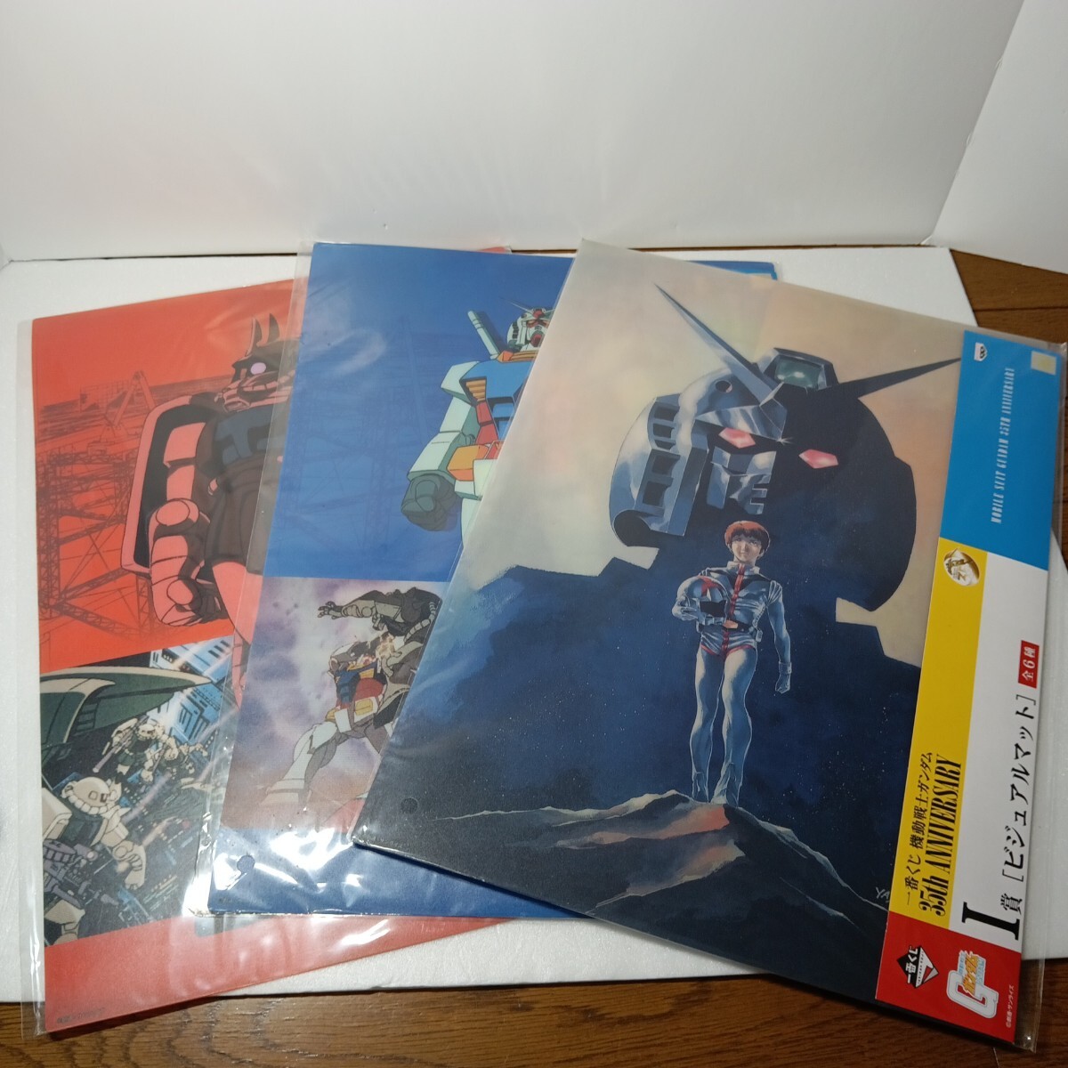 一番くじ アムロ&ガンダム 35周年 I賞ビジュアルマット 未開封品 2025年最新】Yahoo!オークション -一番くじ ガンダム 35