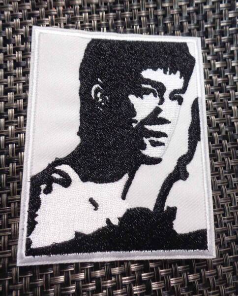 白黒BL四角◆新品 ブルース・リー李小龍 Bruce Lee 刺繍ワッペン 激渋◆カンフー 格闘技 映画 武道 アクション 武術 ムービースター
