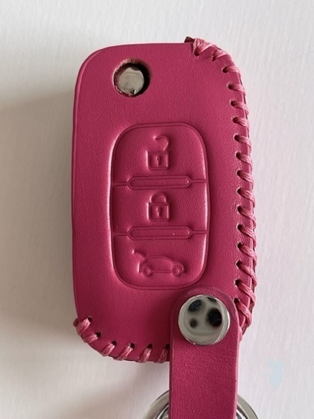 牛革ぴったり収まる ルノー スマートキーケース 3ボタン ローズレッド色 1