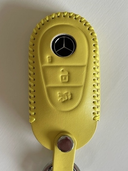 牛革ぴったりフィット ベンツ スマートキーケース W223 イエロー色 1