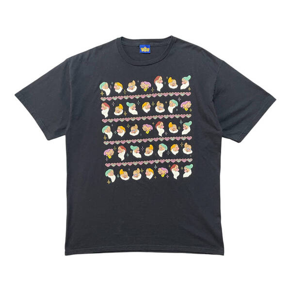 USA 古着 90S ディズニー 白雪姫 七人のこびと ヴィンテージ Tシャツ プリント ブラック メンズXXL 程度 グランピー ドーピー BA3572