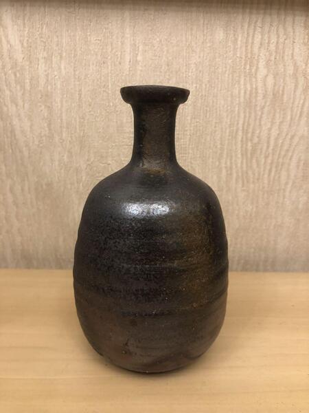 花瓶 美濃焼 陶磁器 幅9㎝×高さ15㎝×生け口4㎝・2㎝