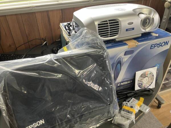 EPSON プロジェクター EMP-S1H