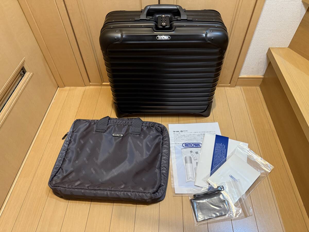 2025年最新】Yahoo!オークション -rimowa 2輪の中古品・新品・未 2025年最新】Yahoo!オークション -rimowa 2輪の中古品・新品・未