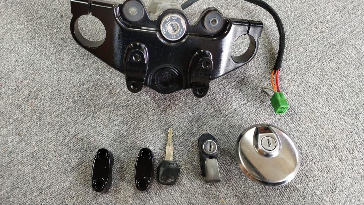 Yahoo!オークション -「ftr223 タンクキャップ」の落札相場 Yahoo!オークション -「ftr223 タンクキャップ」の落札相場