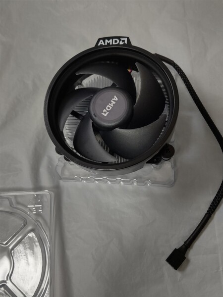 【中古品】AMD 純正CPUクーラー AM4 AM5 Wraith STEALTH -344