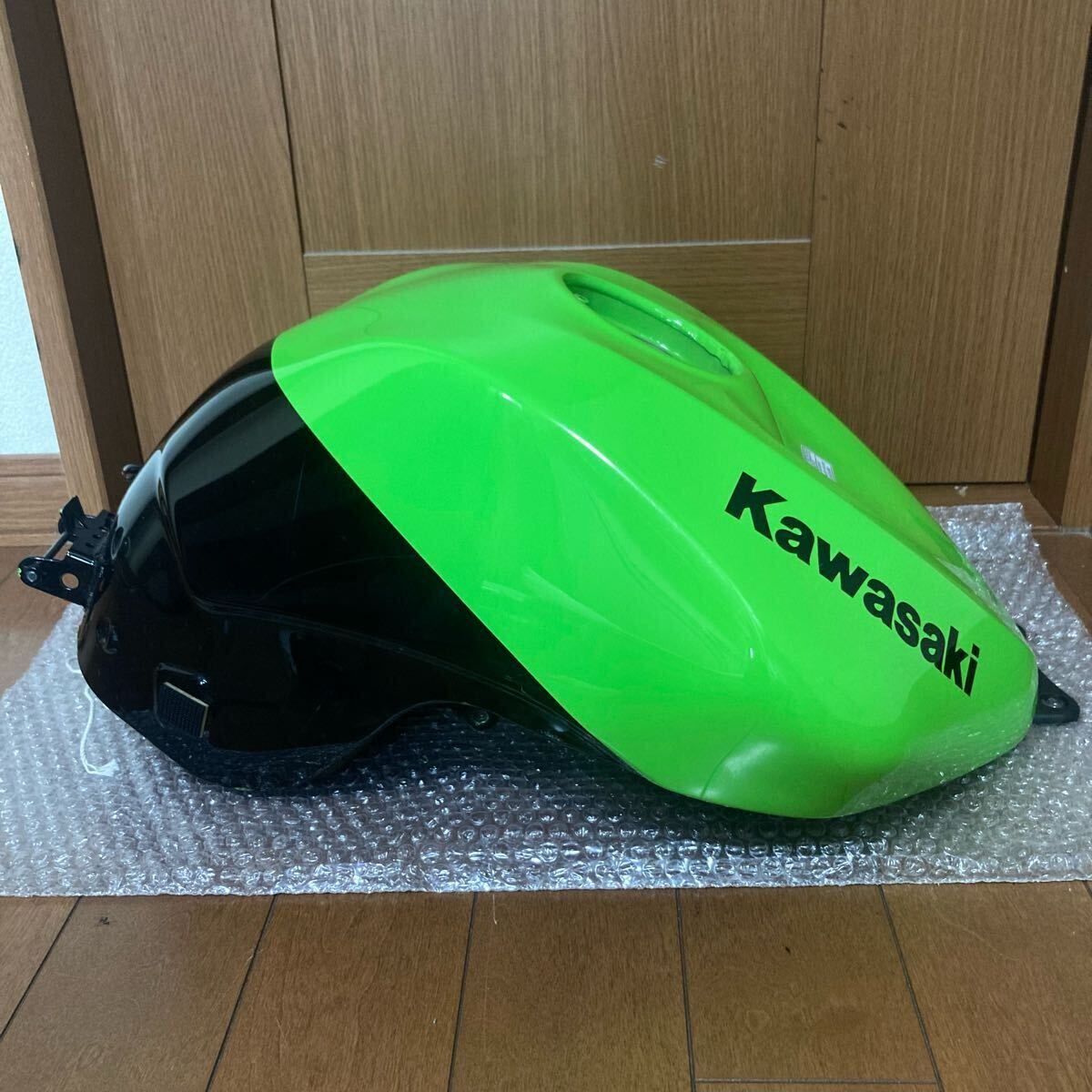 2025年最新】Yahoo!オークション -zx 10r タンク(オートバイ)の 2025年最新】Yahoo!オークション -zx 10r タンク(オートバイ)の