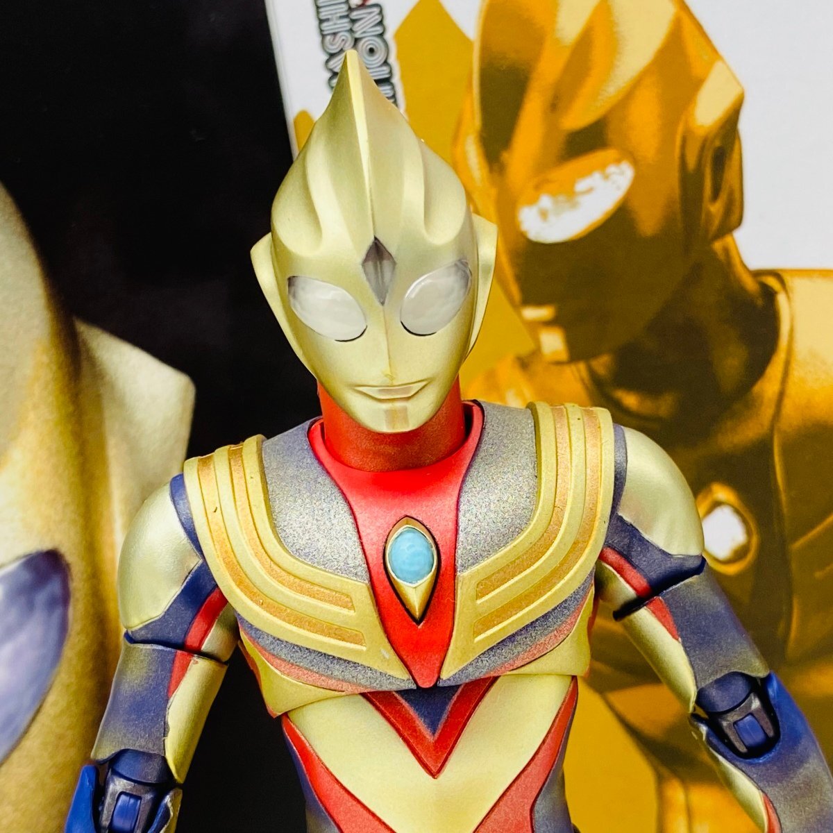 Yahoo!オークション -「s.h.figuarts(真骨彫製法) ウルトラマン