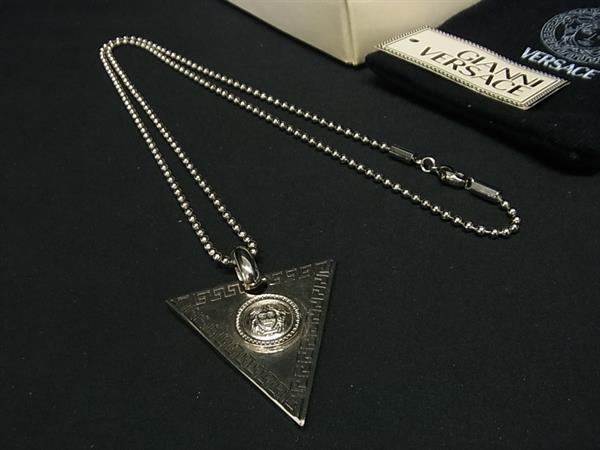 Yahoo!オークション -「ジャンニ ヴェルサーチ ネックレス」の Yahoo!オークション -「ジャンニ ヴェルサーチ ネックレス」の