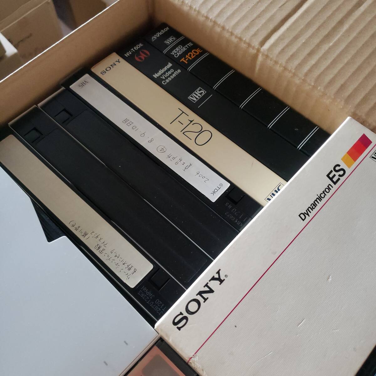 Yahoo!オークション -「録画用vhsビデオテープ」の落札相場