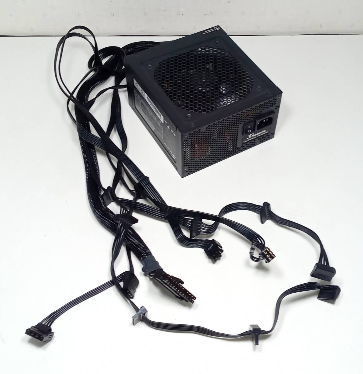 Seasonic 電源ユニット860w Platinum認証 動作確認済み Yahoo!オークション -「seasonic 860w」の落札相場・落札価格