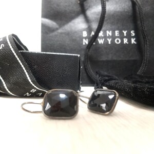 BARNEYS NEWYORK