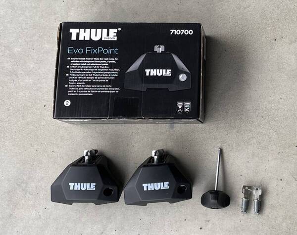 THULEスーリー NV200 バネット(バン・ワゴン H21/5~M20)ベースキャリア**フット7107**1セットのみ