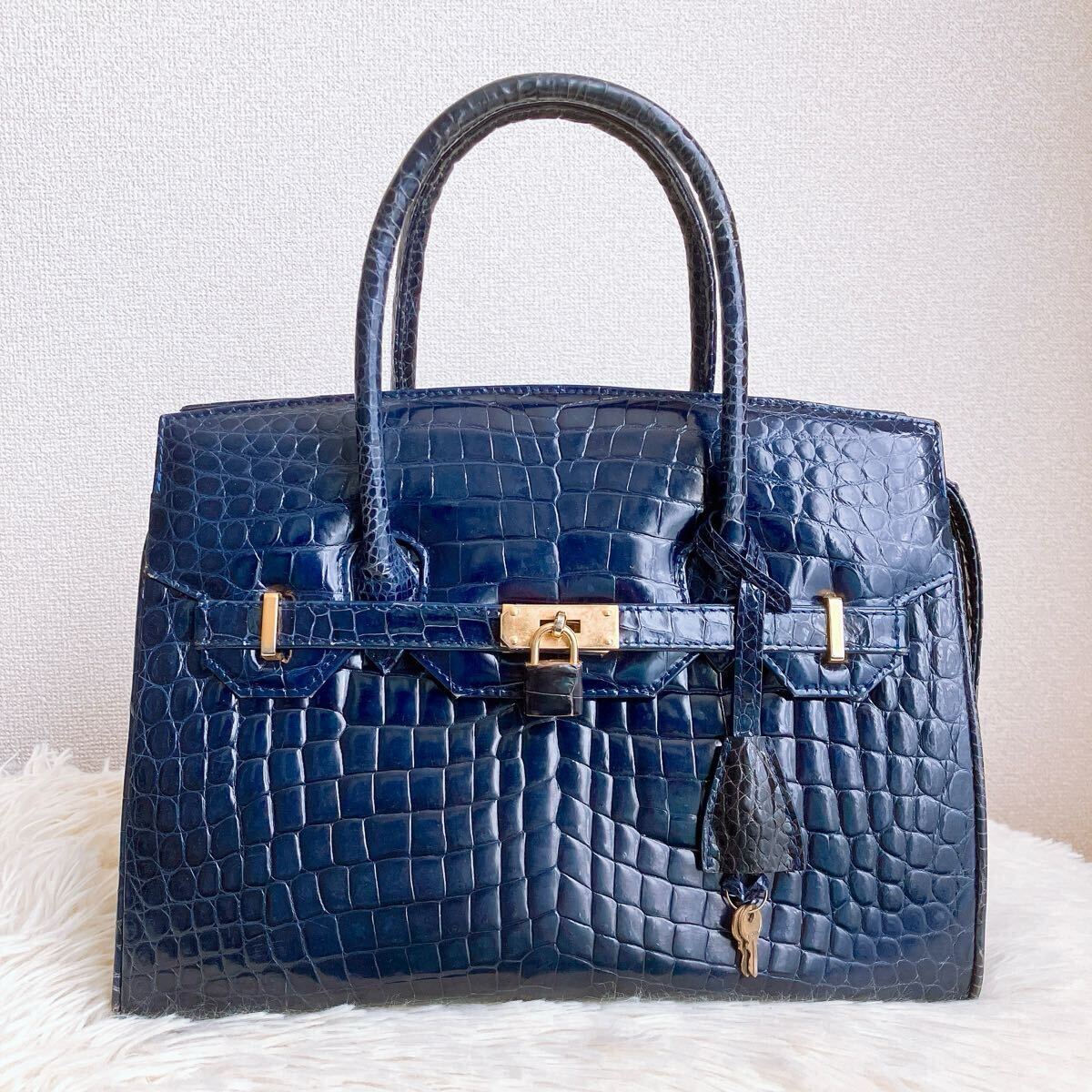Crocodile✨️クロコダイル革×牛革 ハンドバッグ クロシェットカデナ Yahoo!オークション -「カデナ バッグ」(クロコダイル) (皮革製