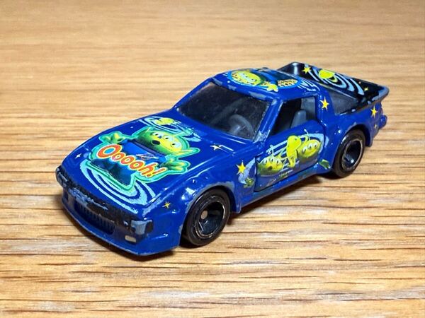 トミカ ディズニー D-19 マツダサバンナRX7レーシング・リトル・グリーン・メン