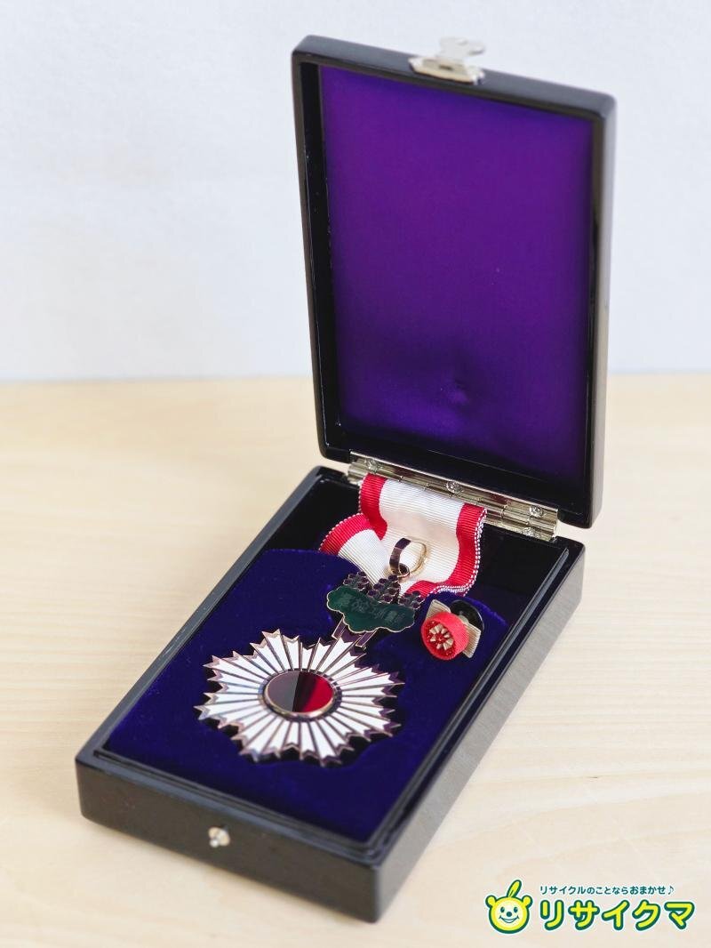 2025年最新】Yahoo!オークション -勲章 旭日の中古品・新品・未 2025年最新】Yahoo!オークション -勲章 旭日の中古品・新品・未