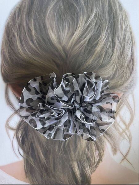 【ハンドメイド】フリルリボンバレッタ☆ヘアアクセサリー222