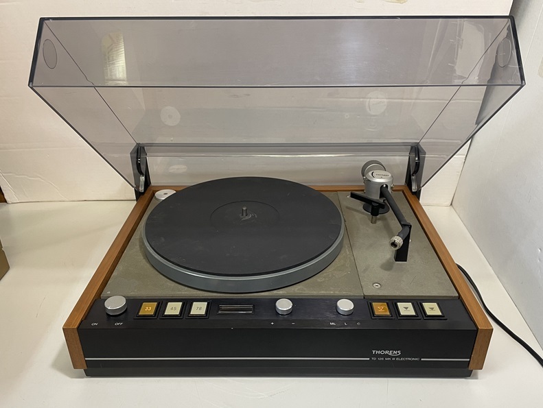 Yahoo!オークション -「thorens 126」(本体) (ターンテーブル)の Yahoo!オークション -「thorens 126」(本体) (ターンテーブル)の