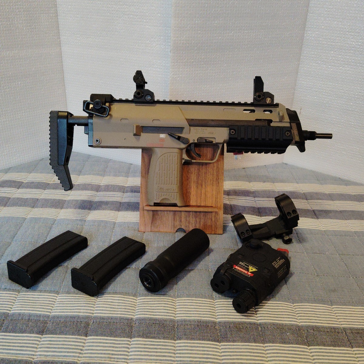 Yahoo!オークション -「mp7a1 タンカラー」の落札相場・落札価格 Yahoo!オークション -「mp7a1 タンカラー」の落札相場・落札価格