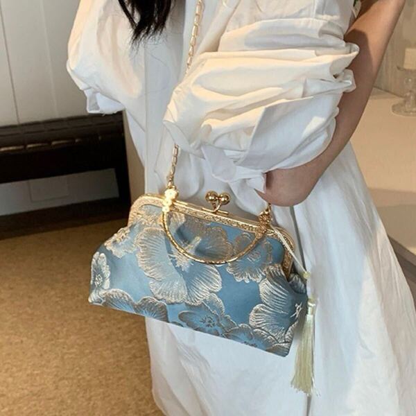 がま口 パーティーバッグ 緑×金 和装 着物 刺繍 花柄 上品 結婚式 二次会 イベント 高級感 ショルダー取外し可能 グリーン
