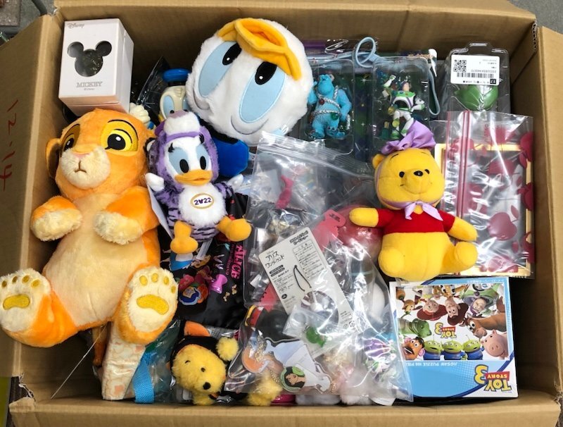 Yahoo!オークション -「ディズニー チップ デール」(フィギュア