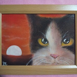 【匿名配送】絵画 「夕暮れのハチワレにゃんこ」 2Lサイズ額つき
