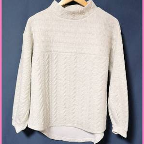 BLW‐257☆春秋冬☆新品☆送料込み☆即決☆ナチュラル系☆薄手のトレーナー素材☆M~L☆トレーナー☆ナチュラルホワイト☆立体織柄