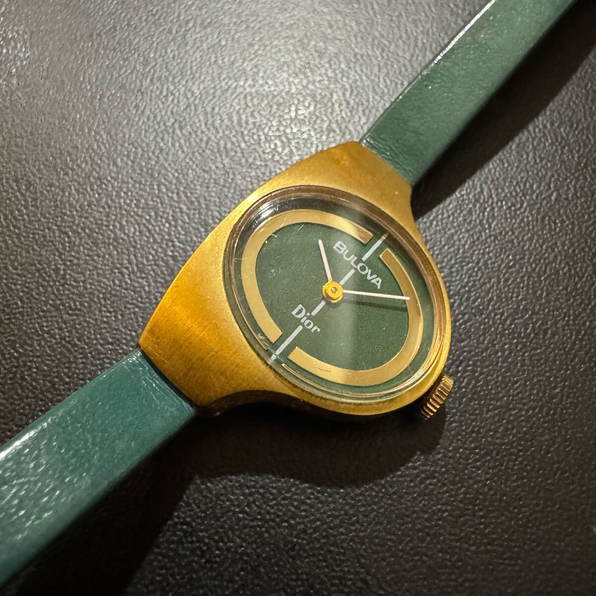 Yahoo!オークション -「bulova dior」の落札相場・落札価格 Yahoo!オークション -「bulova dior」の落札相場・落札価格