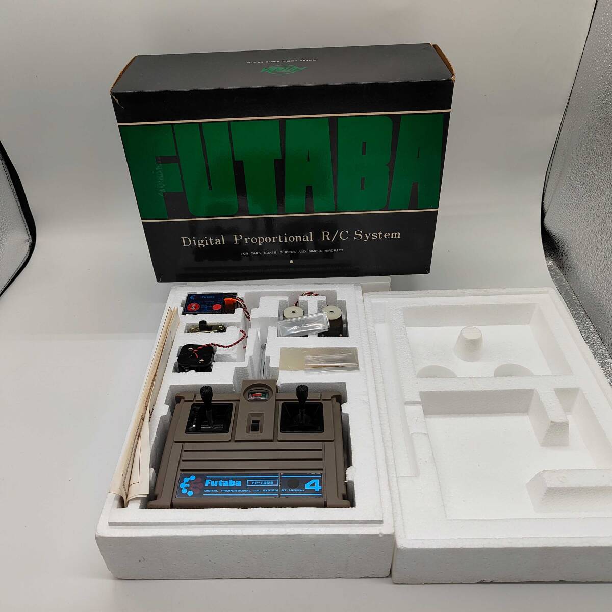 Yahoo!オークション -「futaba fp」(送信機) (プロポ)の落札相場 Yahoo!オークション -「futaba fp」(送信機) (プロポ)の落札相場