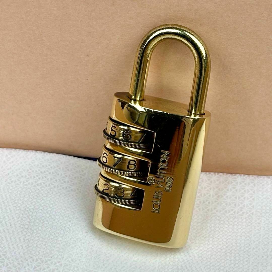 LOUIS VUITTON 1点限定 ルイヴィトン パドロック ダイヤル式