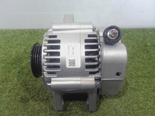 三菱 ダイナモ オルタネーター ミニキャブ U61V MD362184 12V