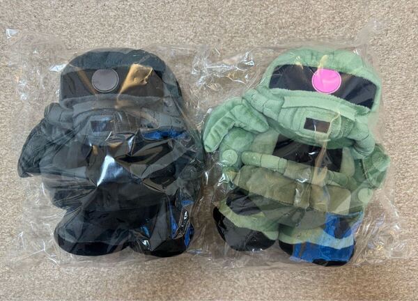 GUNDAM45FRGMT ZAKU ORIGINAL COLOR GREEN・ FRGMT BLACK 2体セット FRAGMENT GUNDAM フラグメント ガンダム ザク ぬいぐるみ V.A. TOKYO