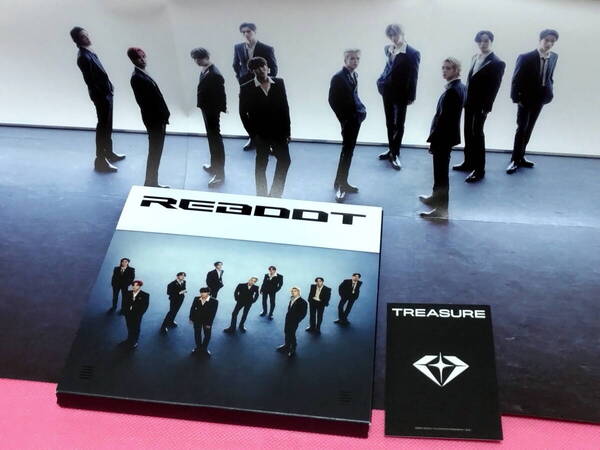 K-POP♪ TREASURE トレジャー 2ndフルアルバム「REBOOT」韓国盤CD+ポスター ほぼ美品!