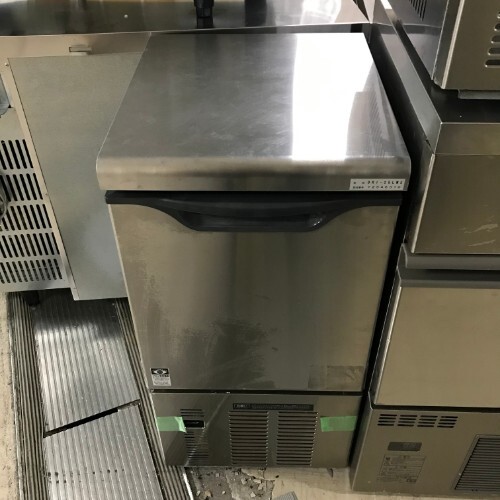 楽天市場】【限定1台】【新品】ダイワ 製氷機 25kgタイプ DRI