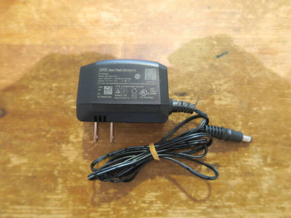 送料無料■BUFFALO■バッファロー■無線ルーター用ACアダプター■WB-18L12FU(DC12V 1.5A)■中古