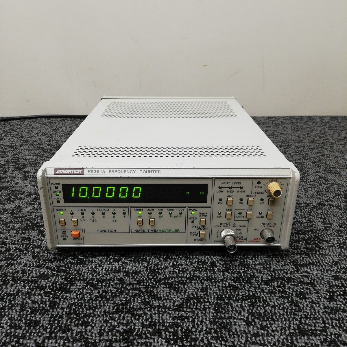 ADVANTEST TR5822