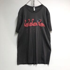 フラミンゴ ワイン イラスト半袖Tシャツ グレー メンズL
