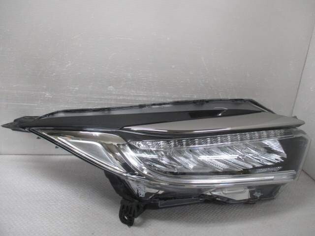 ヴェゼル　右ヘッドライト 33100-T7A-J51 ホンダ 純正 ヴェゼル 《 RU1 》 右ヘッドライト 33100-T7A-J51