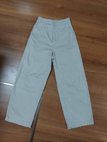 ユニクロ レディース パンツ ボトムズ サイズS ウエスト60-66cm ヒップ85-91cm ベージュ