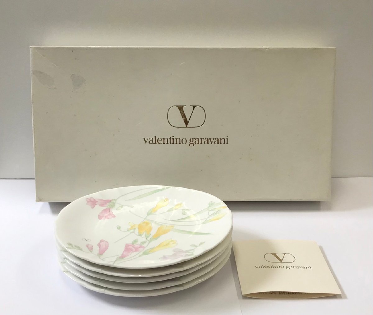 Yahoo!オークション -「valentino garavani」(プレート、皿 Yahoo!オークション -「valentino garavani」(プレート、皿