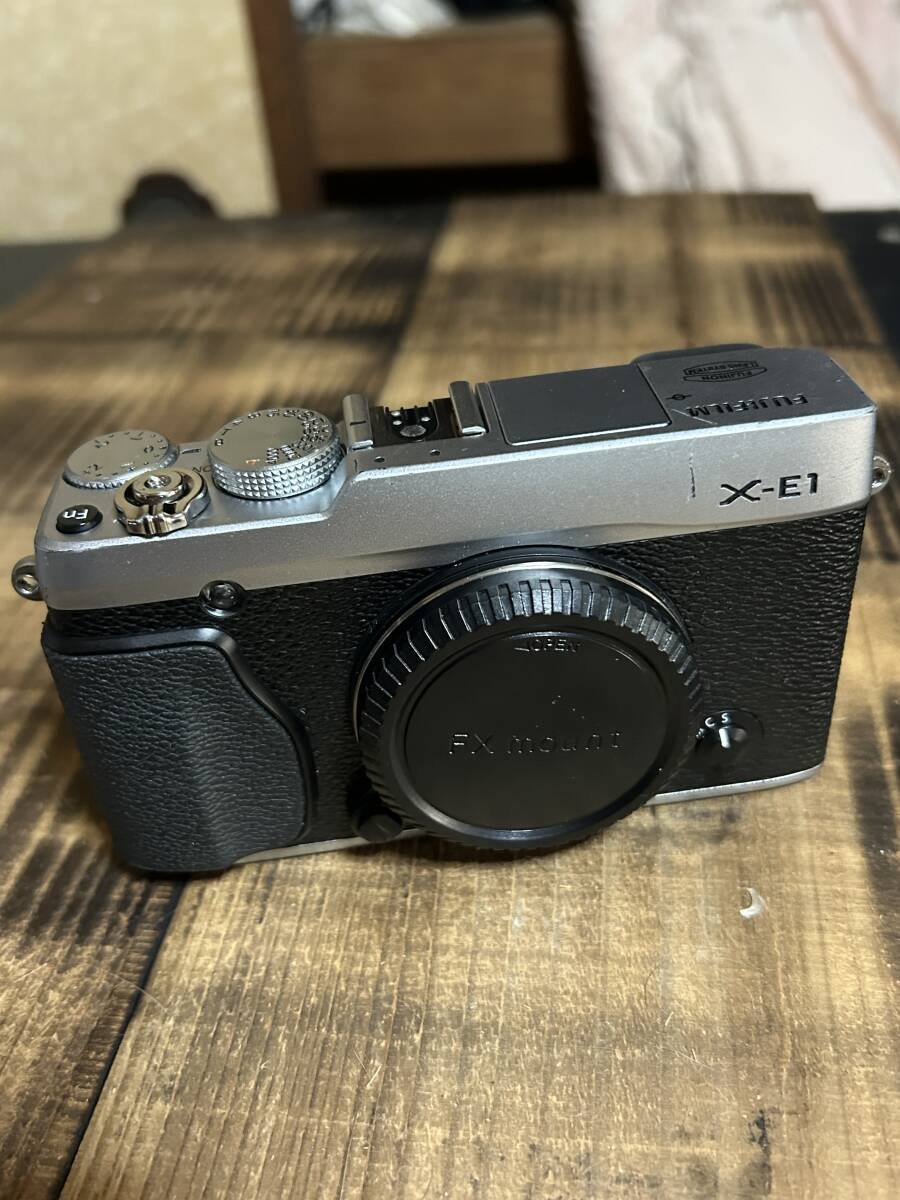 FUJIFILM 富士フィルム X-E1 動作未確認の為ジャンク品｜カメラ