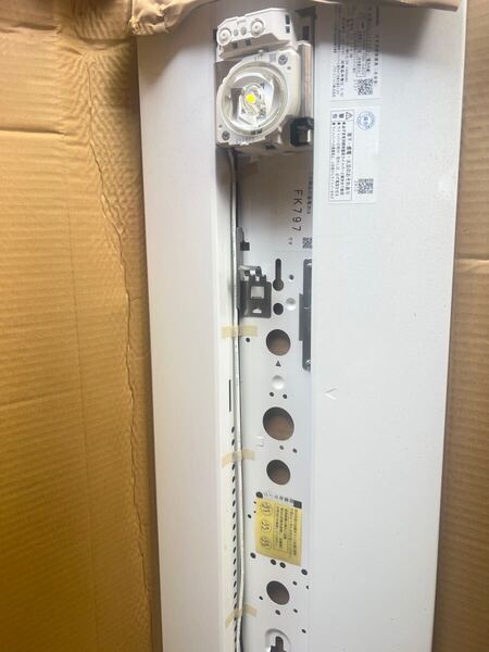 Panasonic XLG422DGNJLE9(NNLG42623J+NNL4205GN LE9)LED非常灯 非常用照明器具 セット 天井直付型 40形「080-4055-6008 相談」