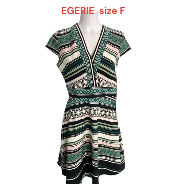 美品 エジェリEGERIE size F ノースリーブ Vネック ワンピース グリーン【緑】