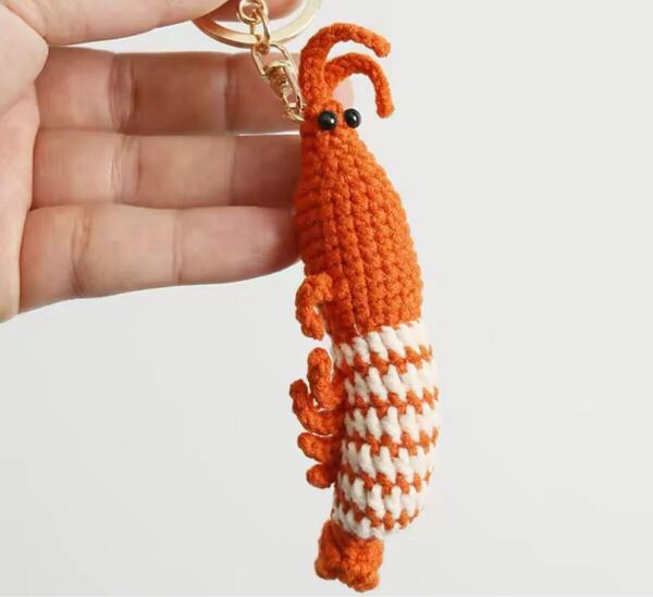 新品 えび あみもの 編み物 キーホルダー